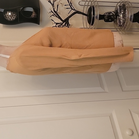 August Silk Petites Sweater, Mustard Brownish-Yellow Color, Size PM. - Picture 3 of 9